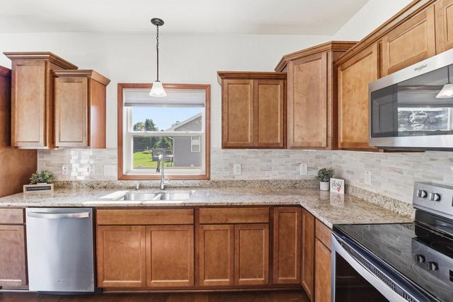 1004 Horner DRIVE, Racine, WI 53402