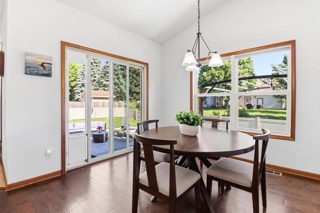 1004 Horner DRIVE, Racine, WI 53402