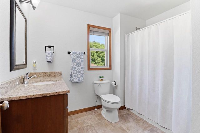 1004 Horner DRIVE, Racine, WI 53402