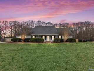 22414 Howard Street, Athens, AL 35613