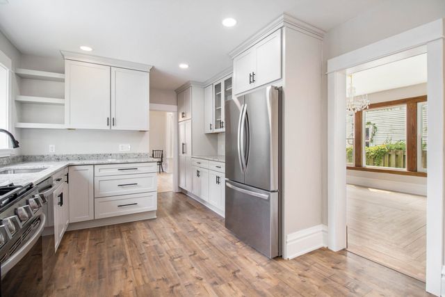 2338 Glenwood Drive, Kalamazoo City, MI 49008