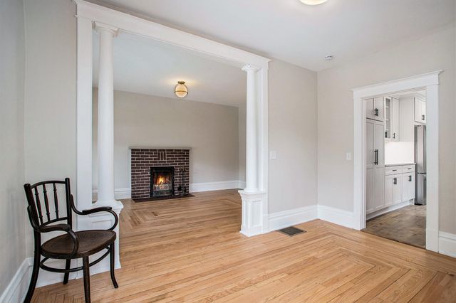 2338 Glenwood Drive, Kalamazoo City, MI 49008