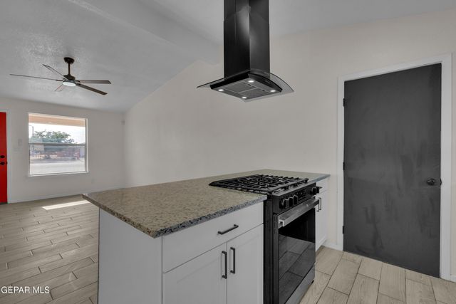 8827 CLAVEL Drive, El Paso, TX 79907