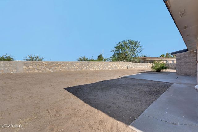 8827 CLAVEL Drive, El Paso, TX 79907