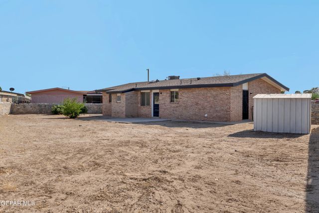 8827 CLAVEL Drive, El Paso, TX 79907