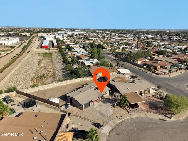 8827 CLAVEL Drive, El Paso, TX 79907