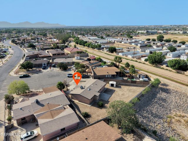 8827 CLAVEL Drive, El Paso, TX 79907