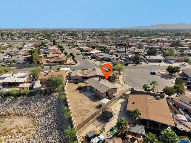 8827 CLAVEL Drive, El Paso, TX 79907