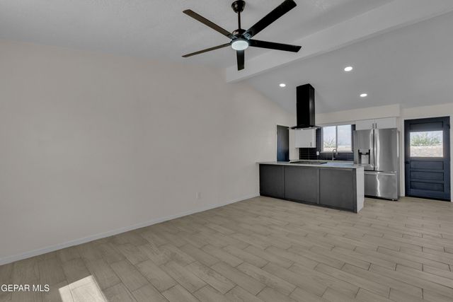 8827 CLAVEL Drive, El Paso, TX 79907
