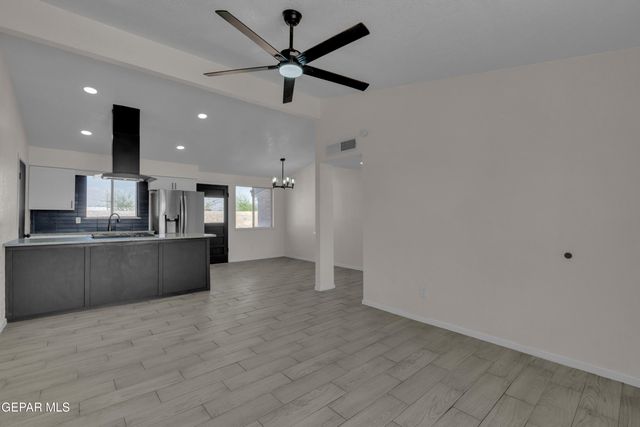8827 CLAVEL Drive, El Paso, TX 79907