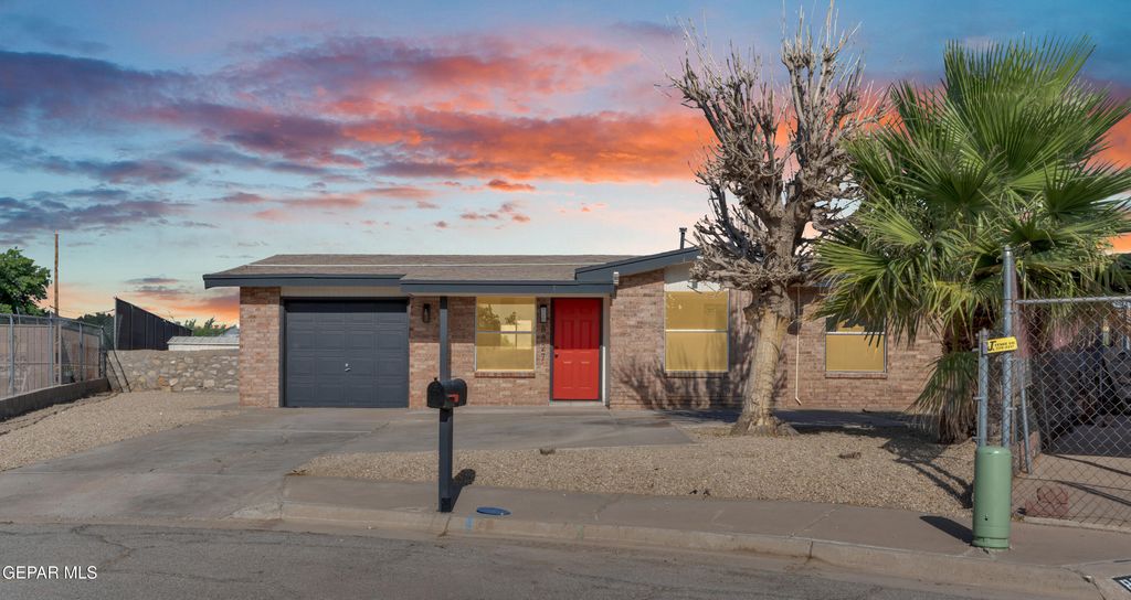 8827 CLAVEL Drive, El Paso, TX 79907