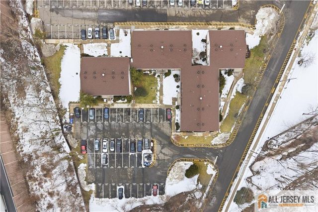 1210 Cricket Lane 1210, Woodbridge Proper, NJ 07095