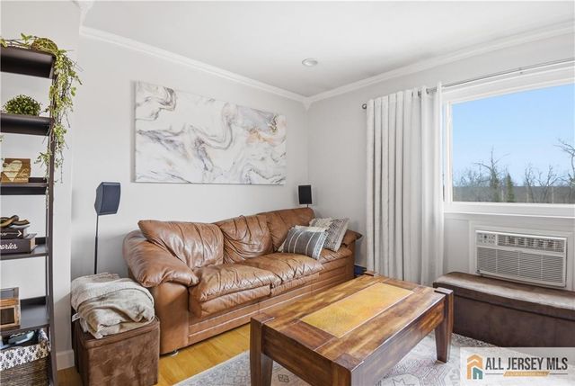 1210 Cricket Lane 1210, Woodbridge Proper, NJ 07095