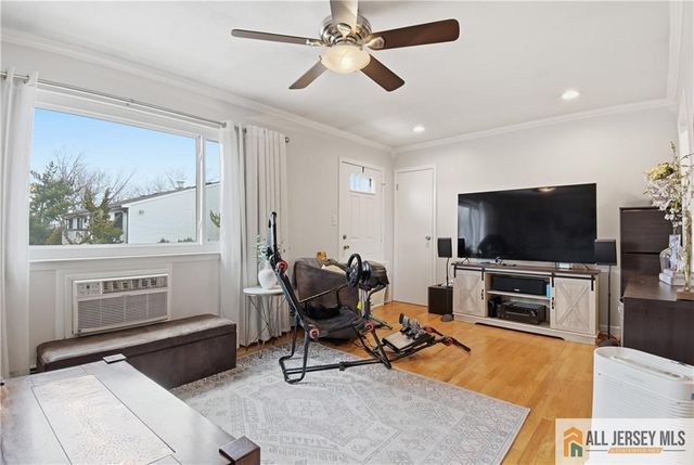 1210 Cricket Lane 1210, Woodbridge Proper, NJ 07095