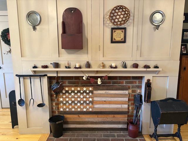 158 Purgatory Rd, Northbridge, MA 01588