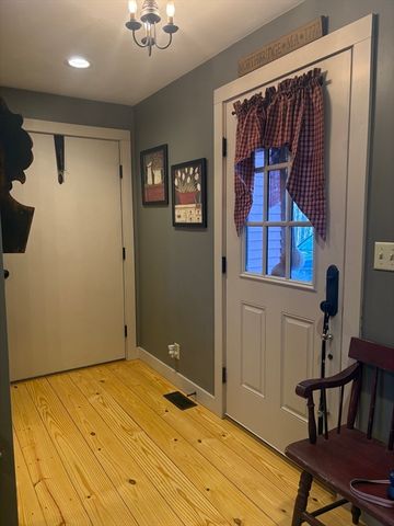 158 Purgatory Rd, Northbridge, MA 01588