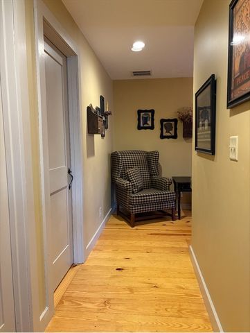 158 Purgatory Rd, Northbridge, MA 01588