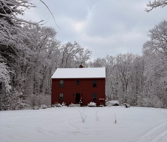 158 Purgatory Rd, Northbridge, MA 01588