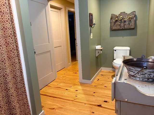 158 Purgatory Rd, Northbridge, MA 01588