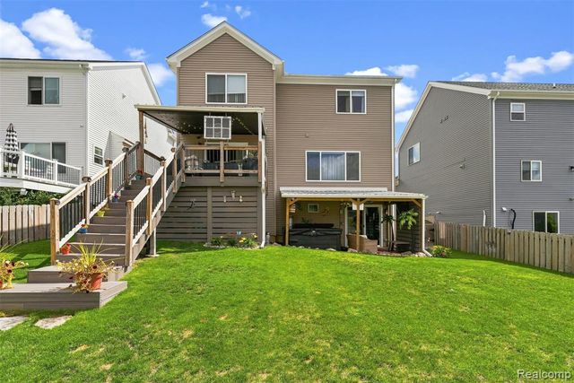2165 Rolling Hills Drive, Holly, MI 48442