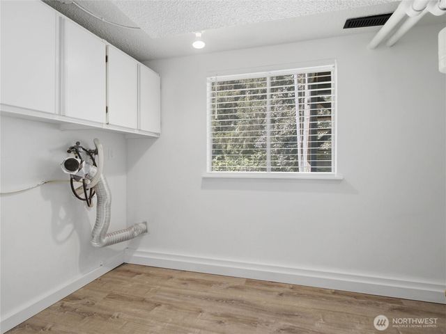 10708 116th Avenue SW, Lakewood, WA 98498