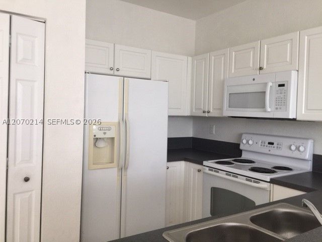 3360 NE 14th Dr 210-30, Homestead, FL 33033