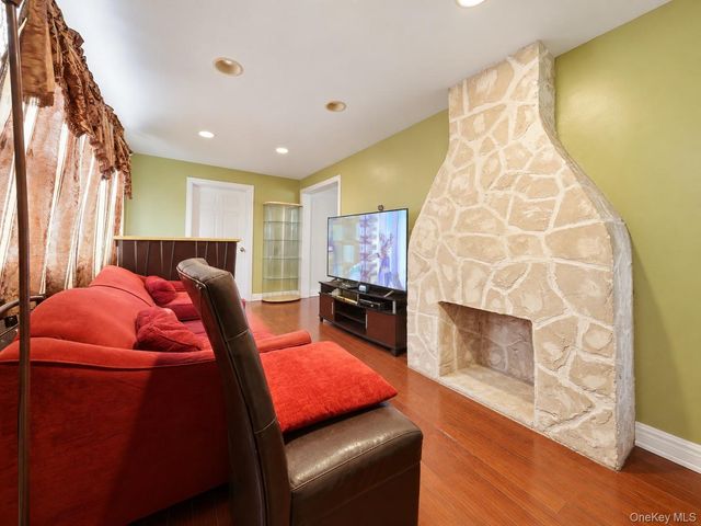 11784 142nd Street, Jamaica, NY 11436