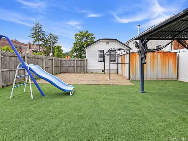 11784 142nd Street, Jamaica, NY 11436