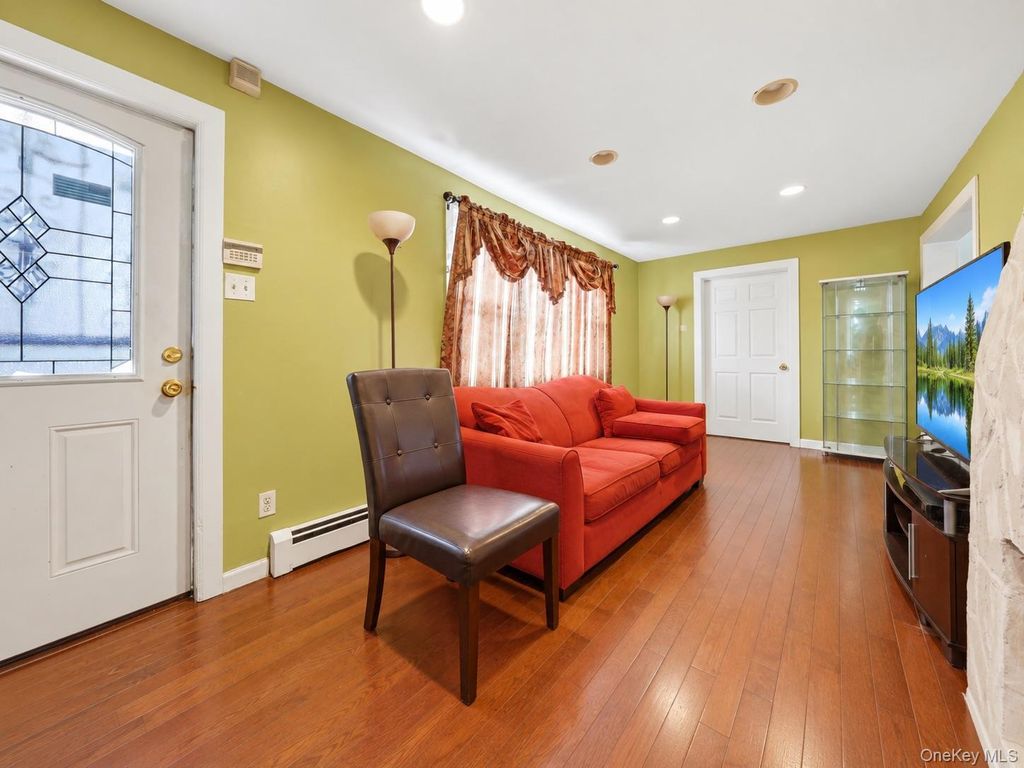 11784 142nd Street, Jamaica, NY 11436 — photo 2