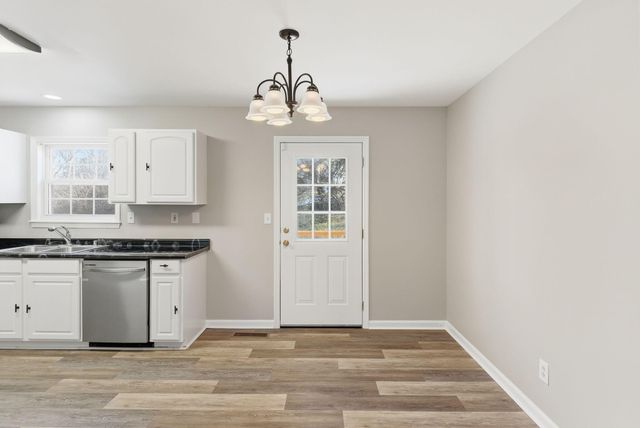 171 Rolling Acres Drive, Frankfort, KY 40601