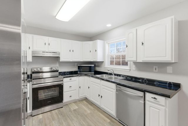 171 Rolling Acres Drive, Frankfort, KY 40601