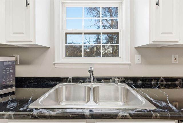 171 Rolling Acres Drive, Frankfort, KY 40601