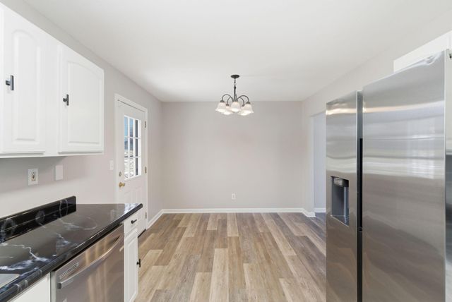 171 Rolling Acres Drive, Frankfort, KY 40601