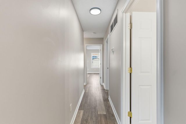 171 Rolling Acres Drive, Frankfort, KY 40601