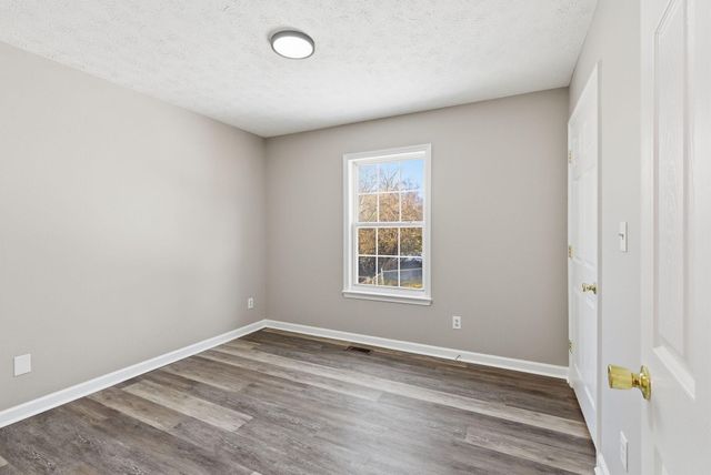 171 Rolling Acres Drive, Frankfort, KY 40601