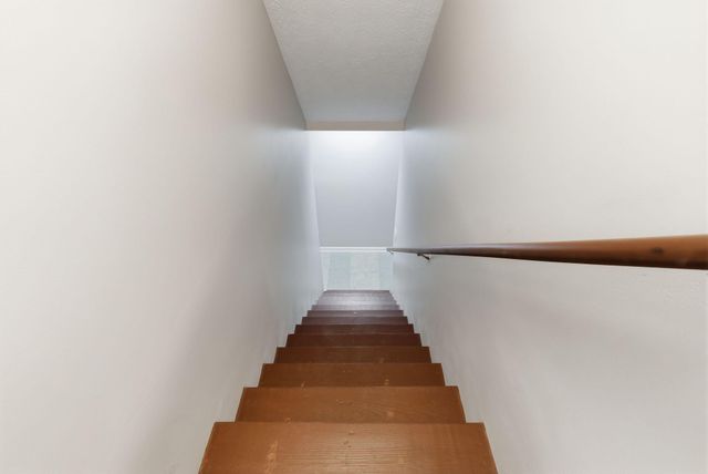 171 Rolling Acres Drive, Frankfort, KY 40601