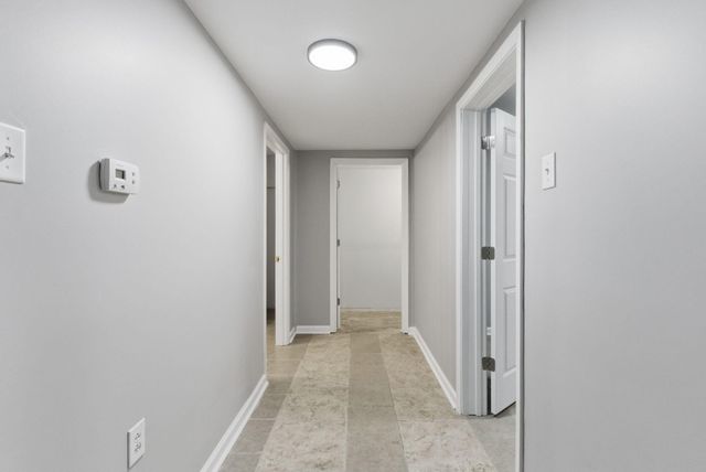 171 Rolling Acres Drive, Frankfort, KY 40601