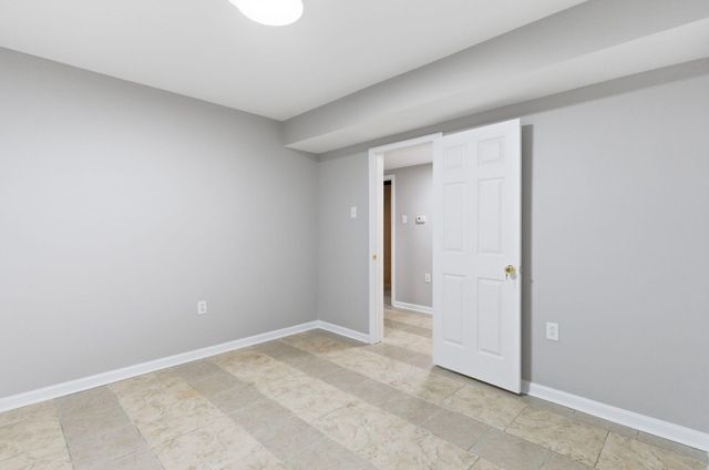 171 Rolling Acres Drive, Frankfort, KY 40601