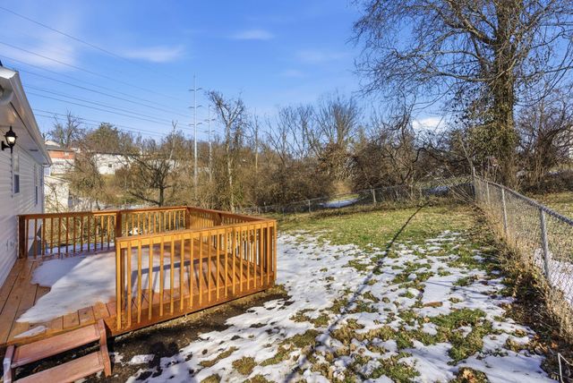 171 Rolling Acres Drive, Frankfort, KY 40601