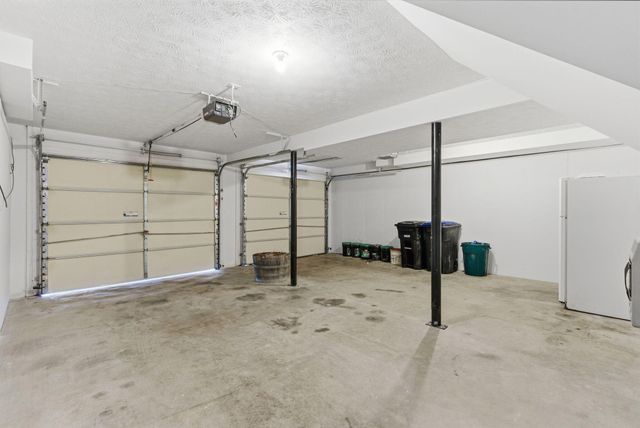 171 Rolling Acres Drive, Frankfort, KY 40601