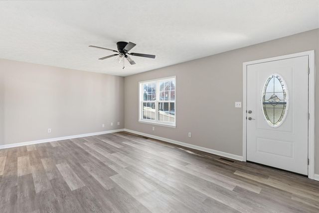 171 Rolling Acres Drive, Frankfort, KY 40601