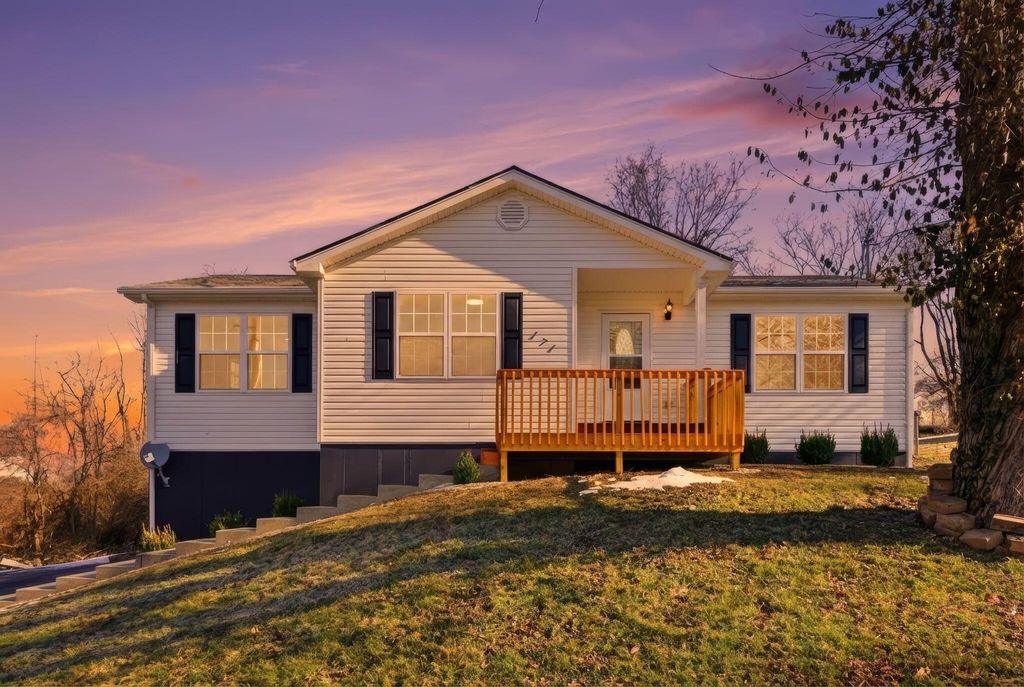 171 Rolling Acres Drive, Frankfort, KY 40601