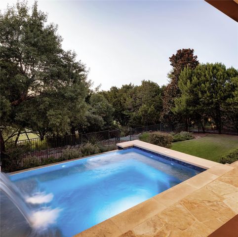 8320 Carranzo DR, Austin, TX 78735