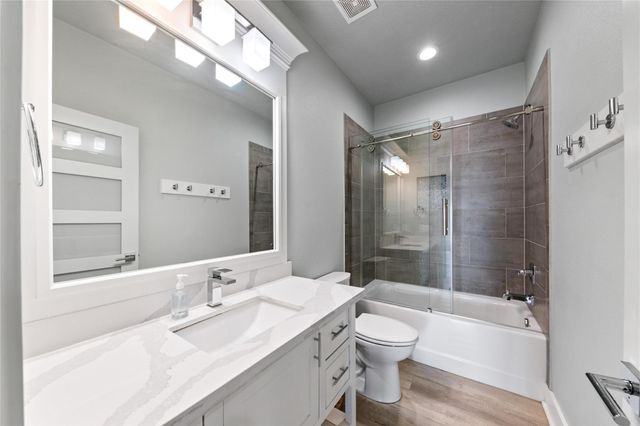 775 Townsend Drive, Crystal Beach, TX 77650