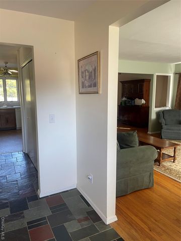 185 Birch Road, Kings Park, NY 11754