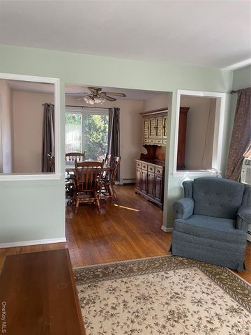 185 Birch Road, Kings Park, NY 11754