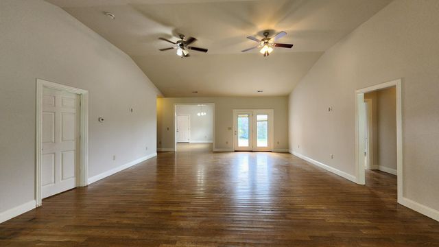 299 Highway 1676, Science Hill, KY 42553