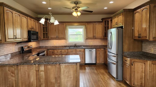 299 Highway 1676, Science Hill, KY 42553