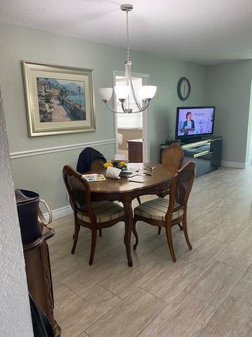 10 Willowbrook Lane 105, Delray Beach, FL 33446