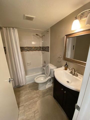 10 Willowbrook Lane 105, Delray Beach, FL 33446